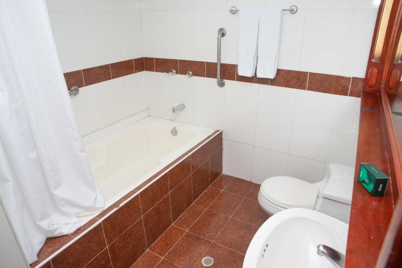 Hotel Charthon Barranquilla バランキージャ エクステリア 写真