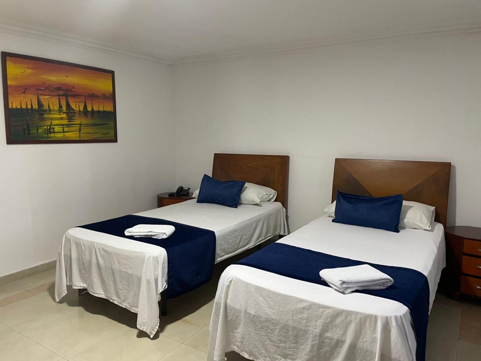 Hotel Charthon Barranquilla バランキージャ エクステリア 写真